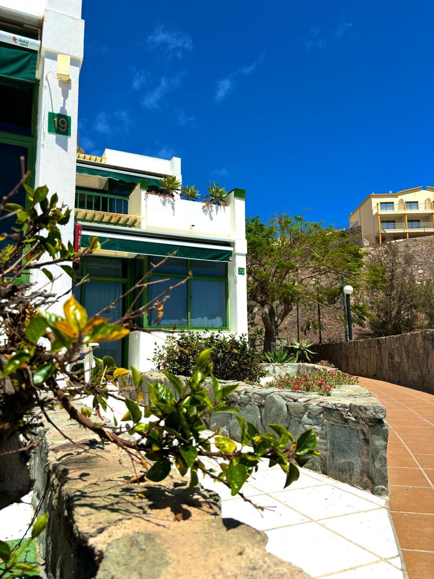 Apartamentos Halley Puerto Rico  Eksteriør bilde